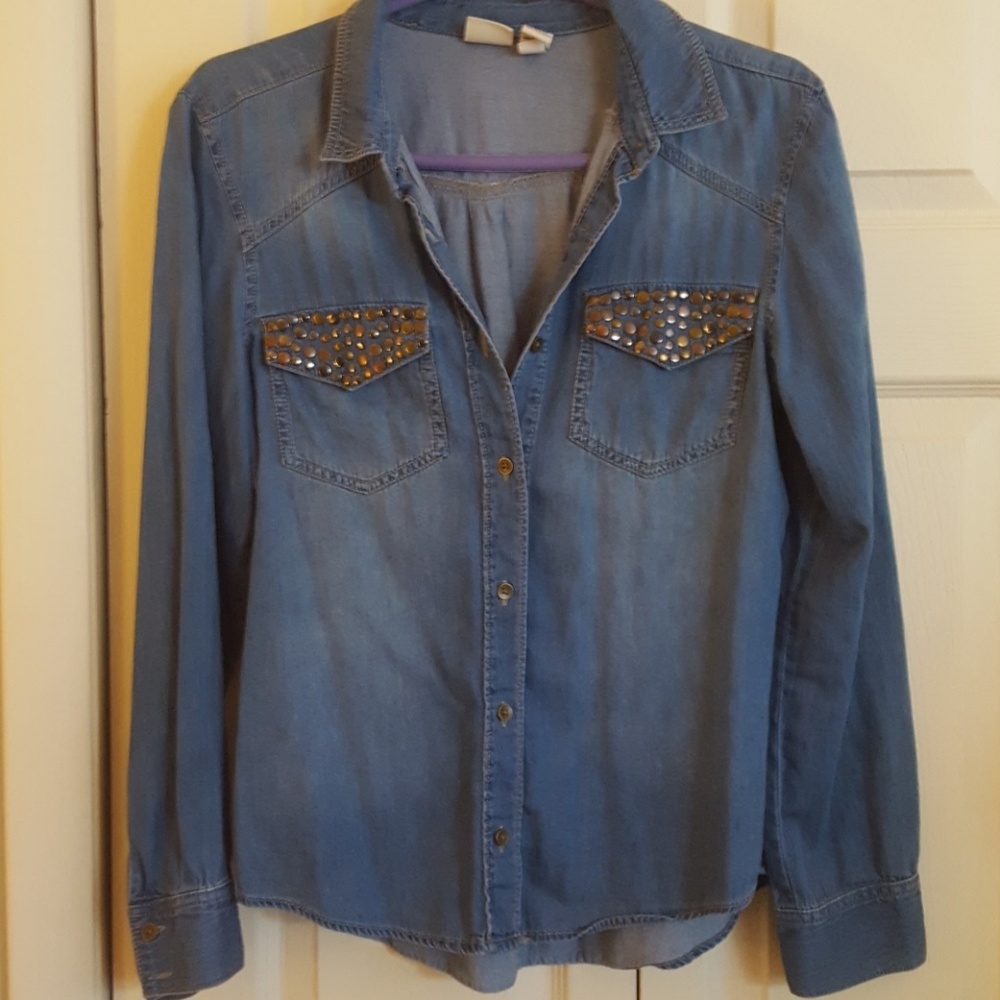 Jeans top. - Picture 2 of 7